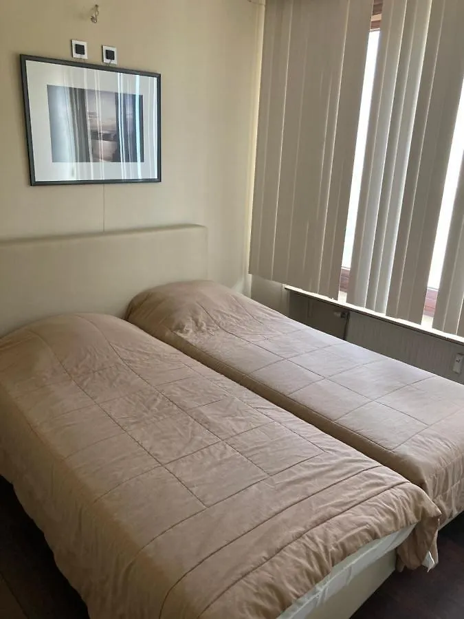 Seaview 3 Bedr Apartment - 8P - Oostende - Type Antwerpen85 - Frontal Seaview, Situated At The Beach 0*, オステンド ベルギー