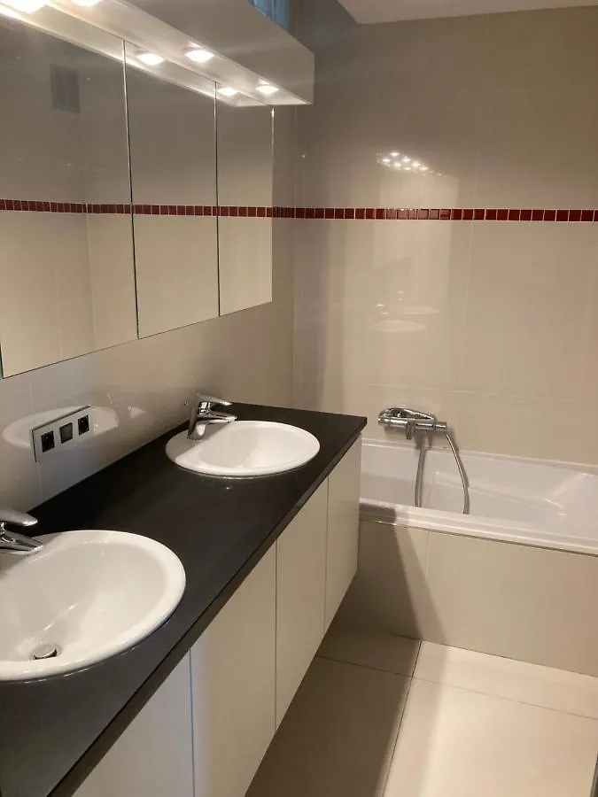 Seaview 3 Bedr Apartment - 8P - Oostende - Type Antwerpen85 - Frontal Seaview, Situated At The Beach 0*,