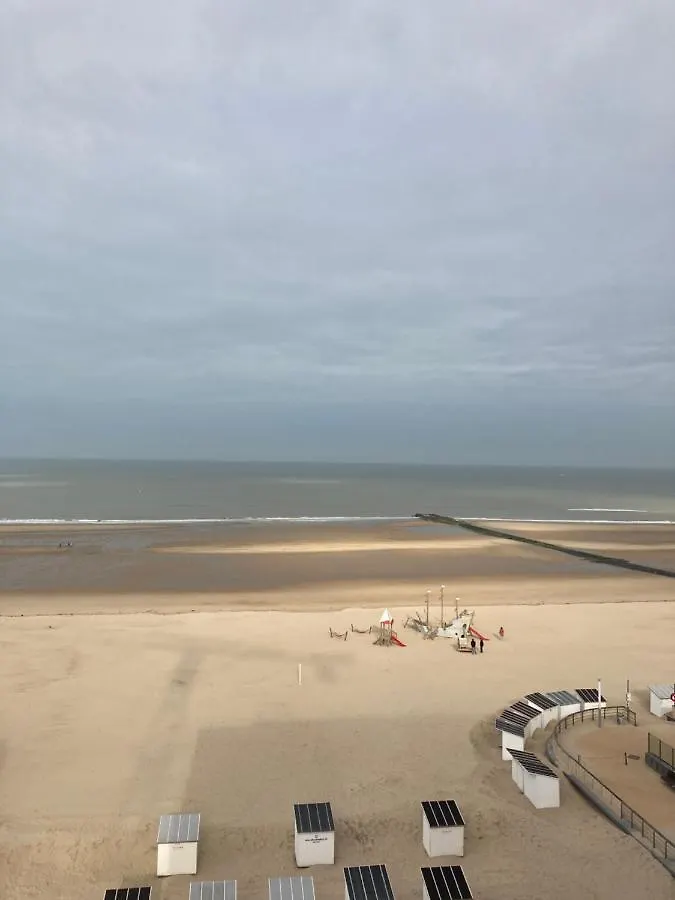Seaview 3 Bedr Apartment - 8P - Oostende - Type Antwerpen85 - Frontal Seaview, Situated At The Beach