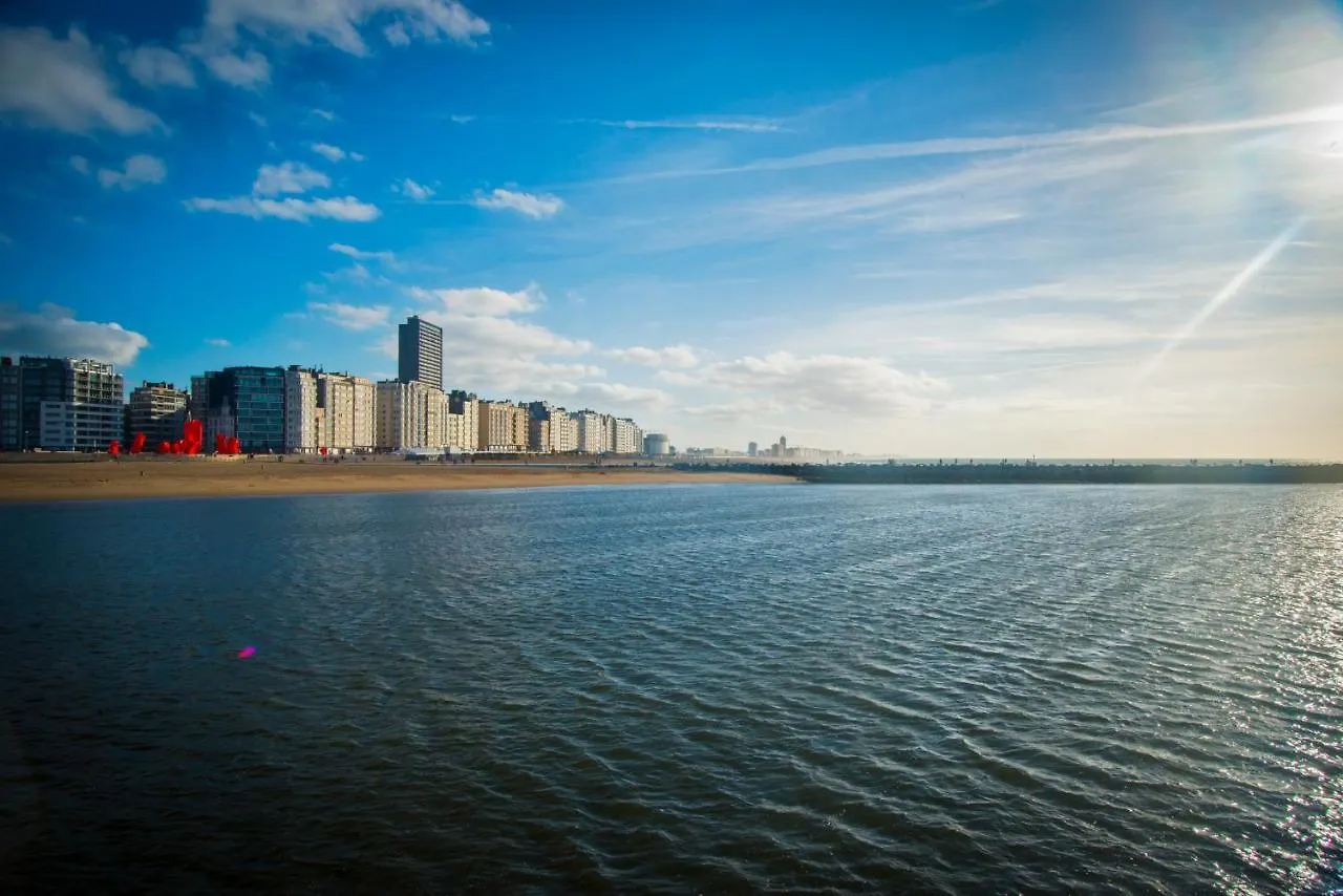 Seaview 3 Bedr Apartment - 8P - Oostende - Type Antwerpen85 - Frontal Seaview, Situated At The Beach Belgium